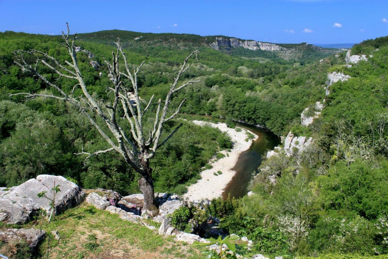 Mas Des Falaises Saint Alban Auriolles Bagian luar foto